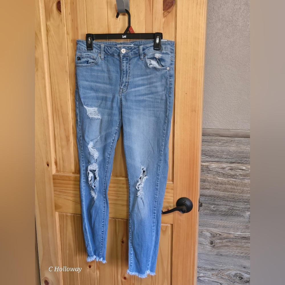 Kancan For MAURICES Size 29 FACTORY RIPPED Distressed Jeans RN#144635